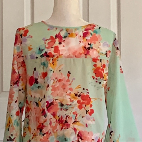 Sunny Leigh Floral Bell Sleeve Layered Blouse - Picture 10 of 13